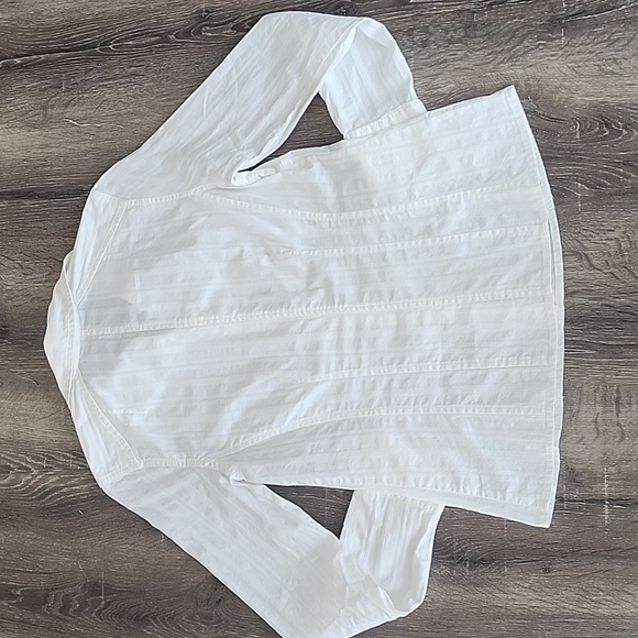 I.E Embroidered Stripe Solid White Button Up Dress Shirt Small - Picture 7 of 7